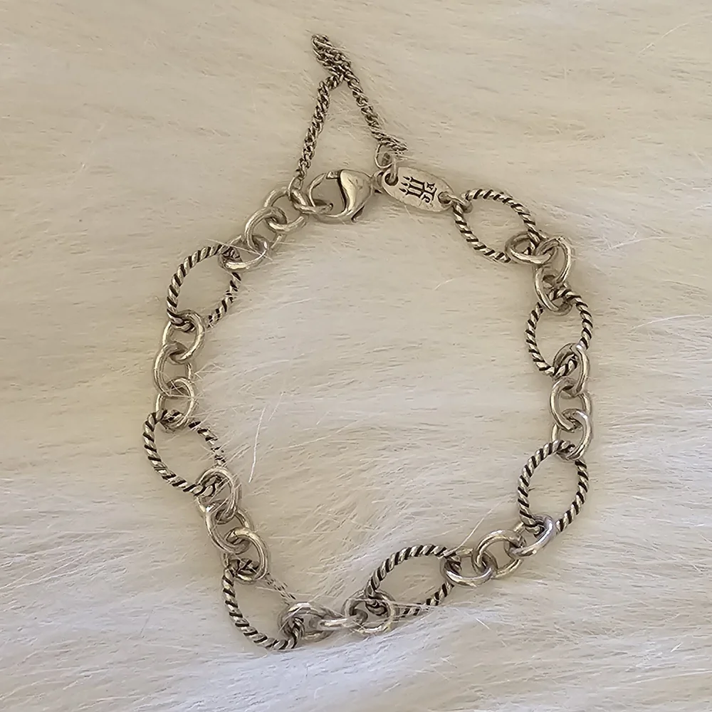 James Avery Oval Twist Charm Bracelet Medium - Picture 1 of 7